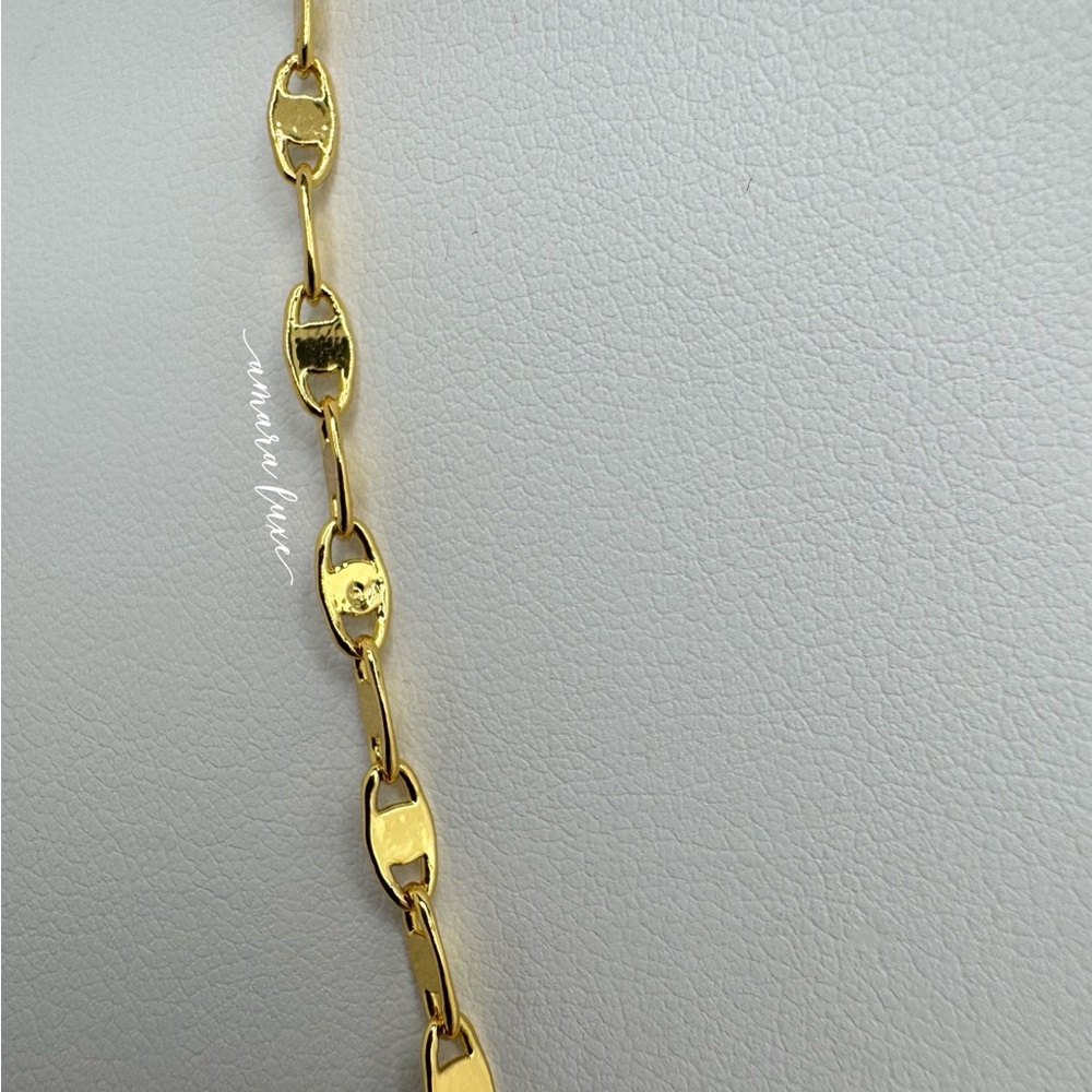 18” Valentino Link Chain 🔗 - Picture 3 of 4